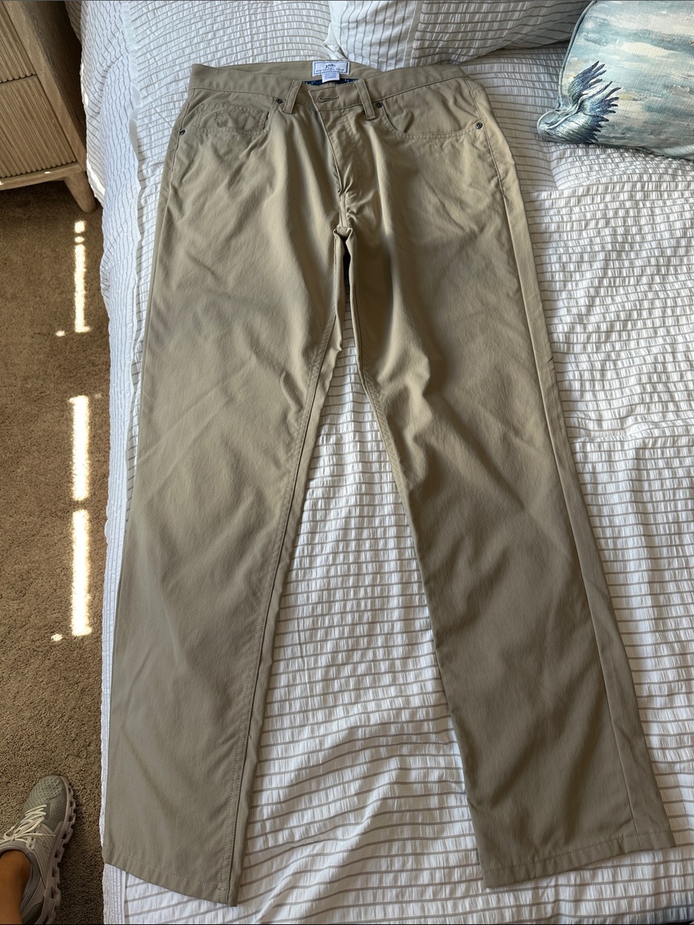 Men's Khaki Performance Straight-Leg Pants